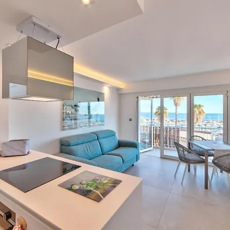 Apartment Eugene Modern With Great Sea View
