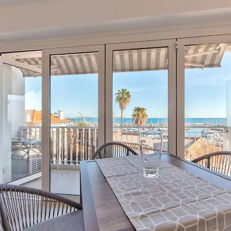 Apartment Eugene Modern With Great Sea View
